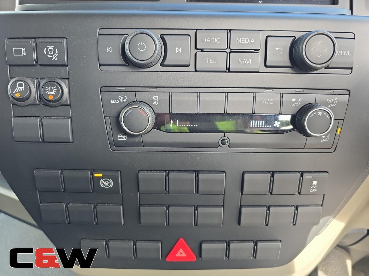 Vehicle image 42